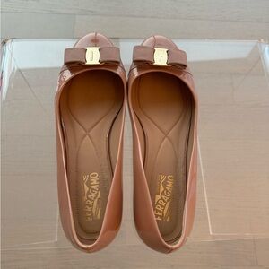 Ferragamo Varina Ballet Flat 11B preowned